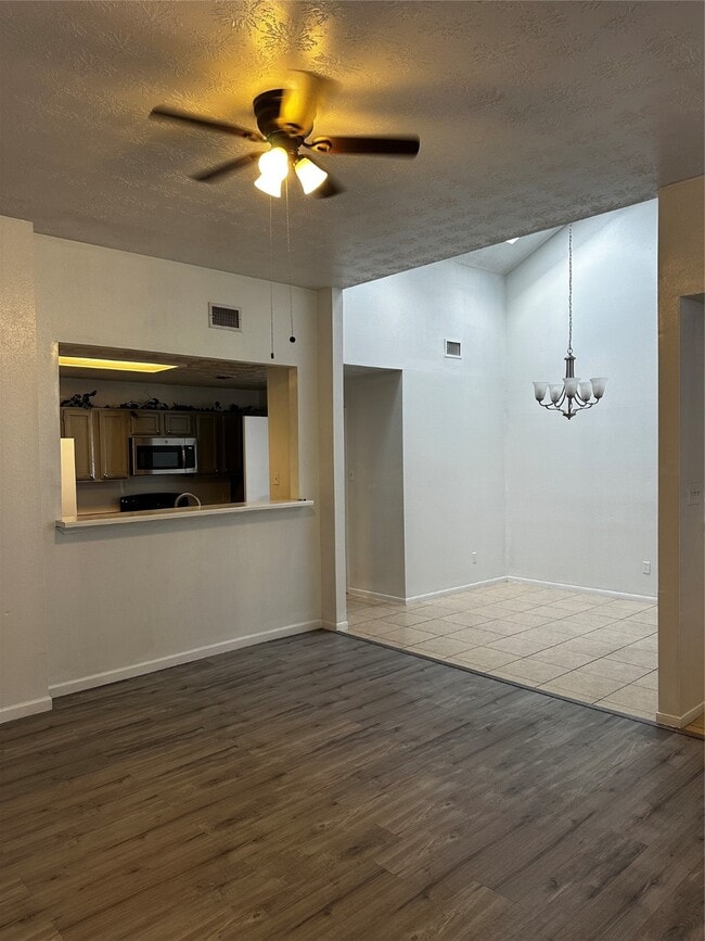 Building Photo - 12435 Truesdell Dr