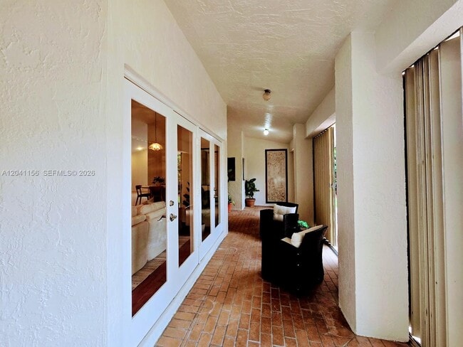 Building Photo - 15630 SW 46th Terrace