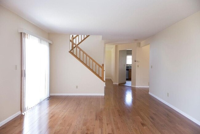 Building Photo - Home backing to foothills