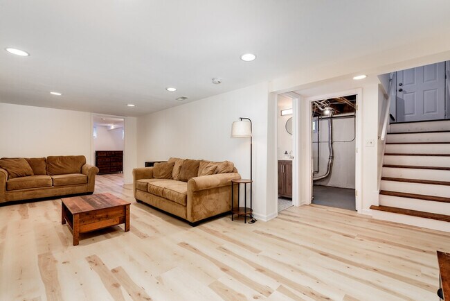 Building Photo - 4423 Vance Ave