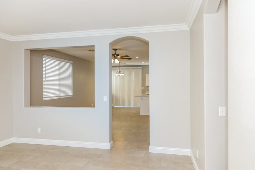 Building Photo - 486 Kirkstone Way