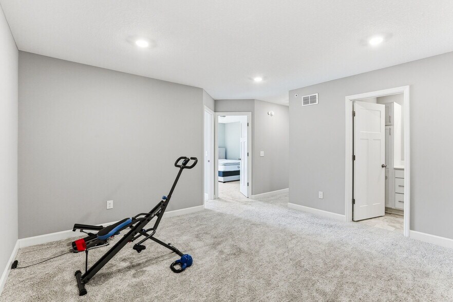 Building Photo - 8027 149th Xing NW