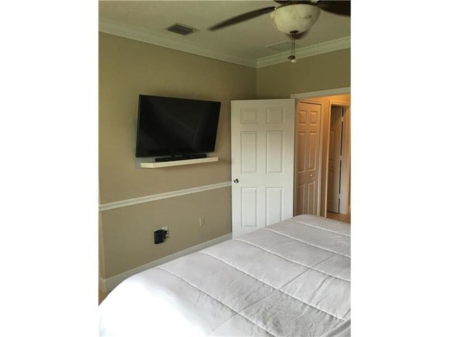 Building Photo - 7748 NW 200th Ln