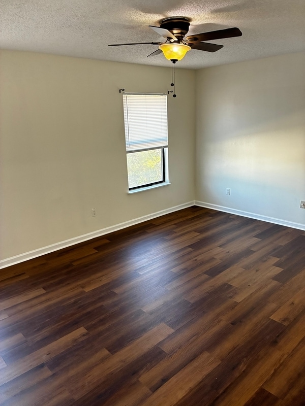 Building Photo - 1222 Westdale Dr