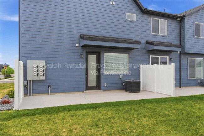 Building Photo - 3672 S 4525 W