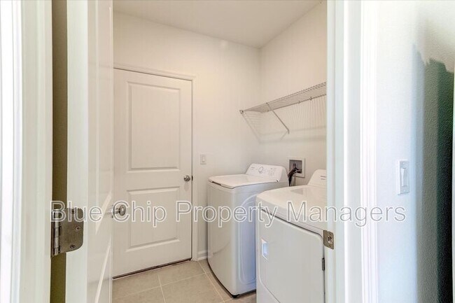 Building Photo - 1212 Belle Isle Ln