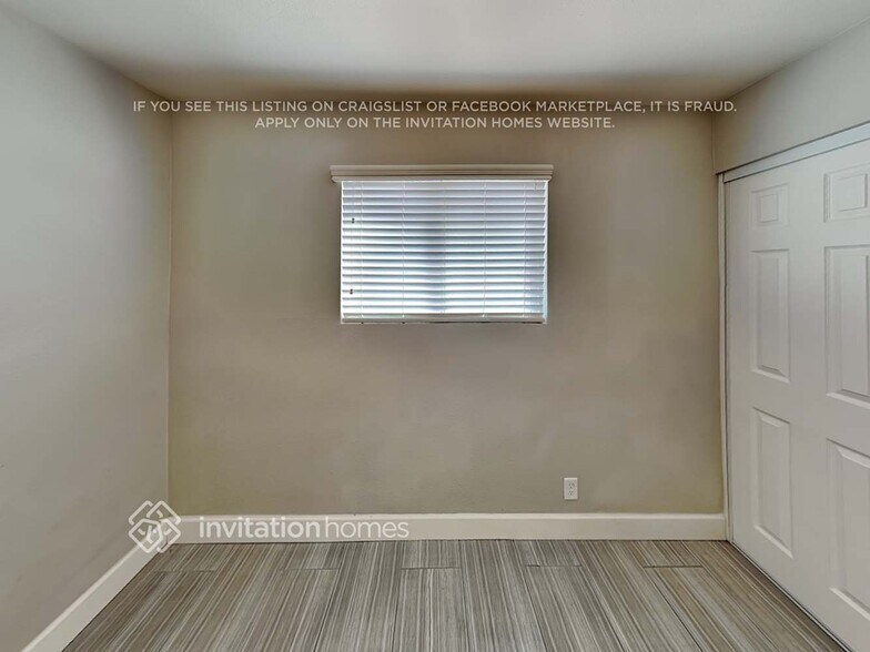 Building Photo - 1222 W Hermosa Dr