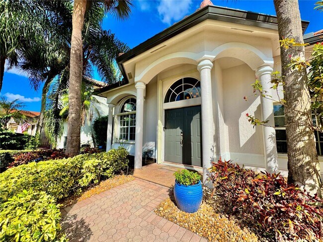 Building Photo - 19754 Dinner Key Dr