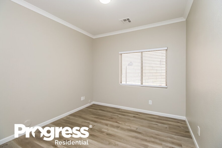 Building Photo - 18802 E Kingbird Dr