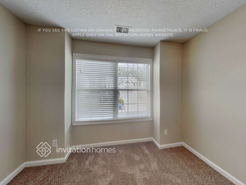 Building Photo - 117 Omega Ct