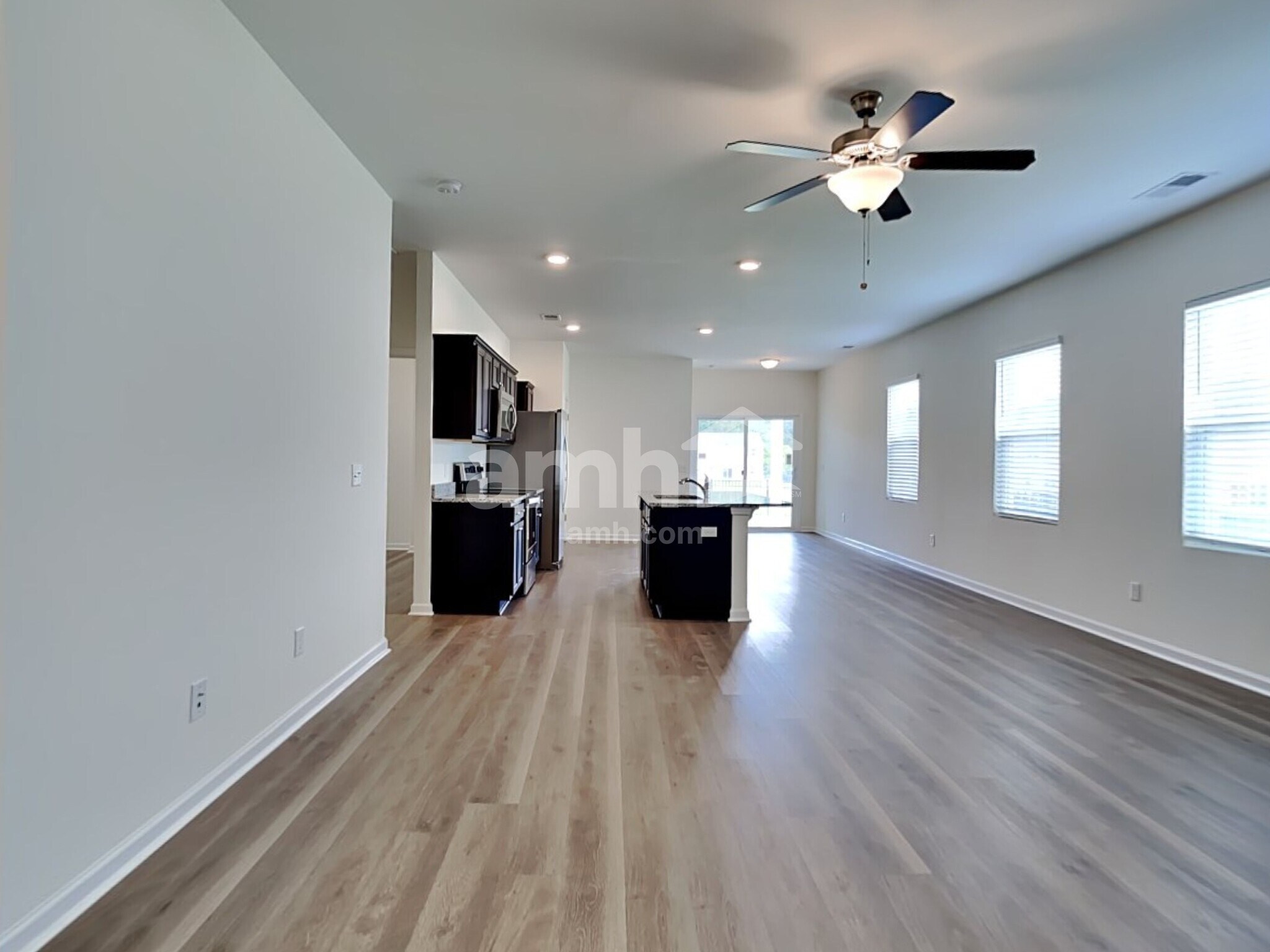 Building Photo - 219 Orion Way