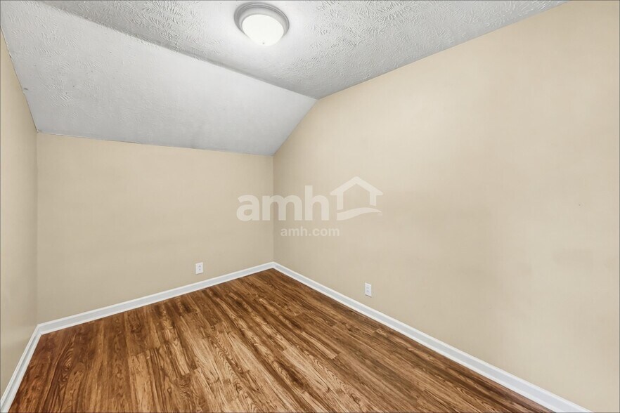 Building Photo - 1801 Antebellum Dr