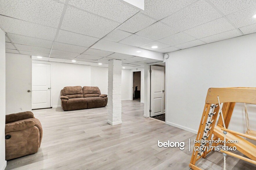 Building Photo - 903 Penn Valley Rd