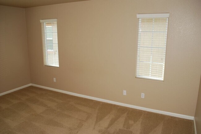 Building Photo - 8415 Oliva Rd