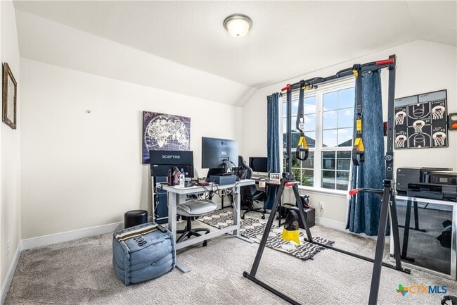 Building Photo - 2263 Bluewood St