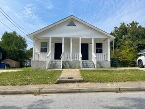 Building Photo - Fully Renovated Apartment Duplex Located in the Heart of Edgewood