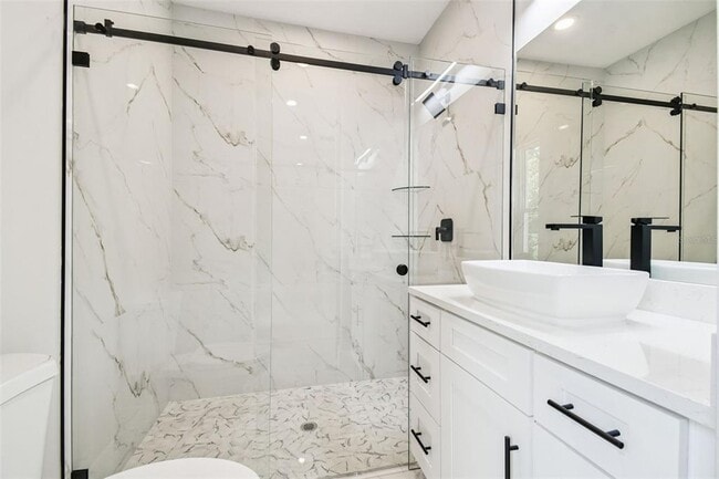 Building Photo - 145 N Orange Ave