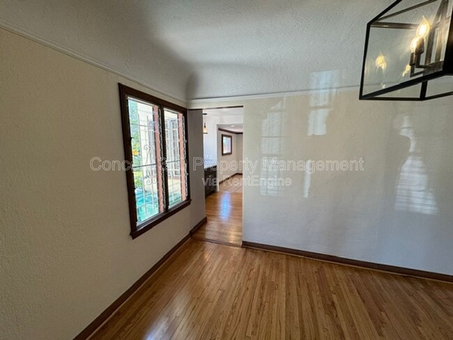 Building Photo - 2501 Eucalyptus Ave