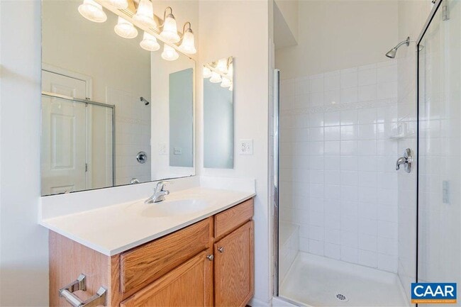 Building Photo - 2138 Lockwood Dr