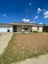 Building Photo - House For Lease In Old Granbury Estates 3 ...