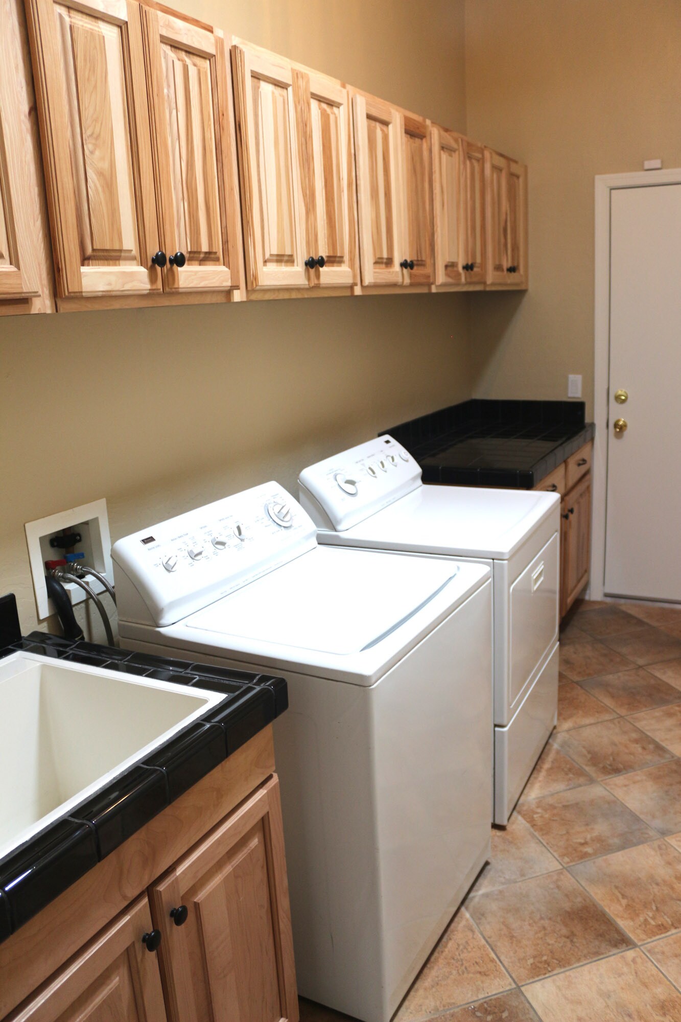 Laundry Room - 4629 E Thunder Hawk Rd