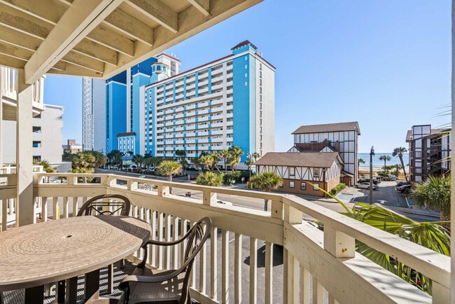 Building Photo - 2805B N Ocean Blvd