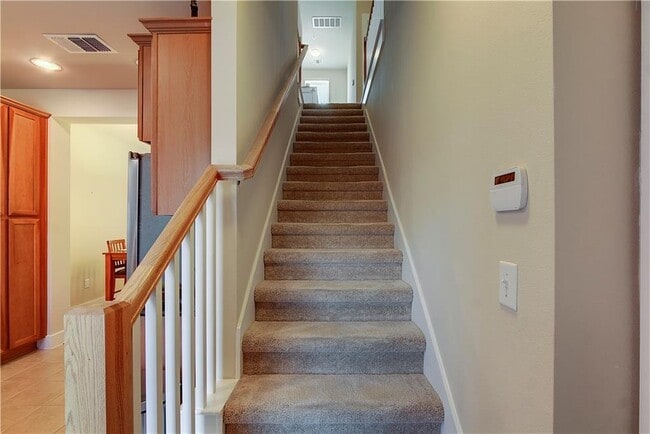 Building Photo - 912 Cannoneer Ln