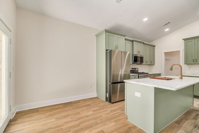 Building Photo - NEW CONSTRUCTION!