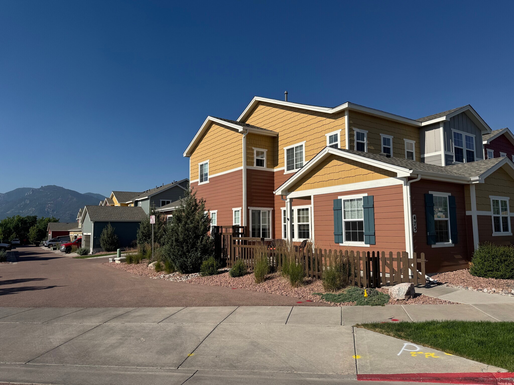Building Photo - 475 Eclipse Dr