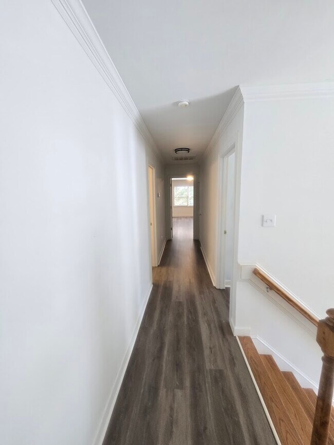 Building Photo - 3004 Honor Ct