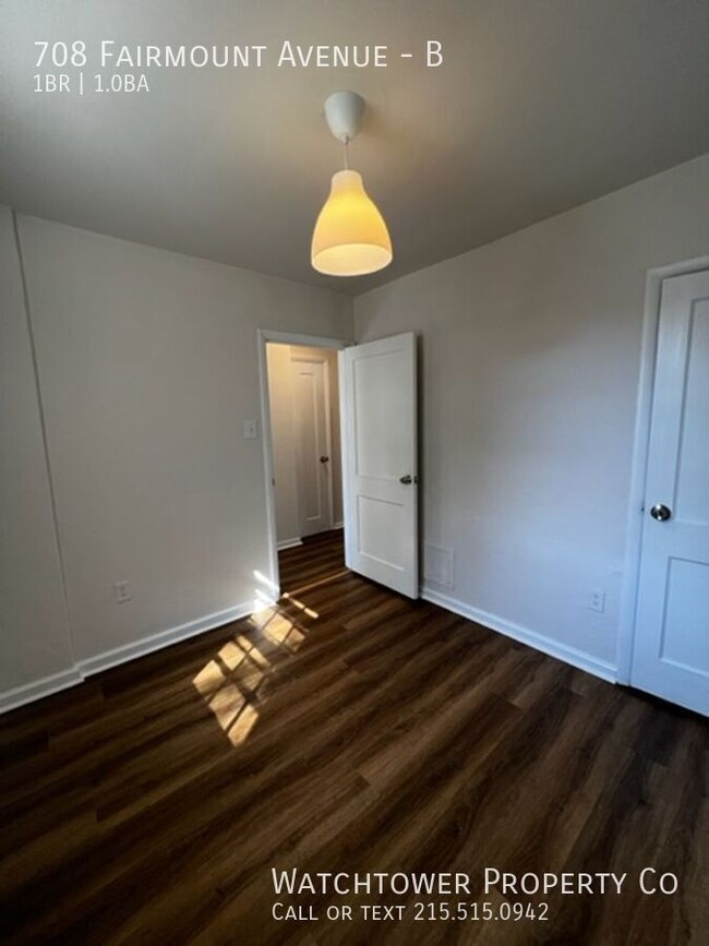 Building Photo - Perfectly Renovated 1 Bedroom In a gated c...