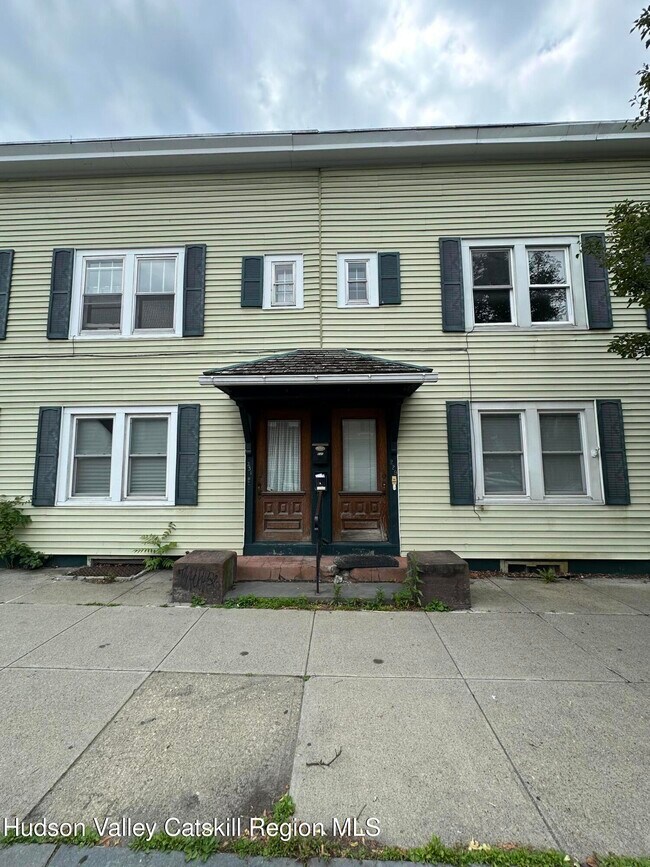 Building Photo - 229 Warren St