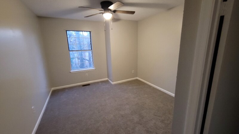 Building Photo - 282 Ferdinand Cir