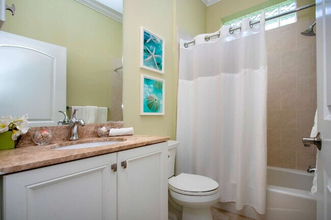 Building Photo - 4940 Tobermory Way