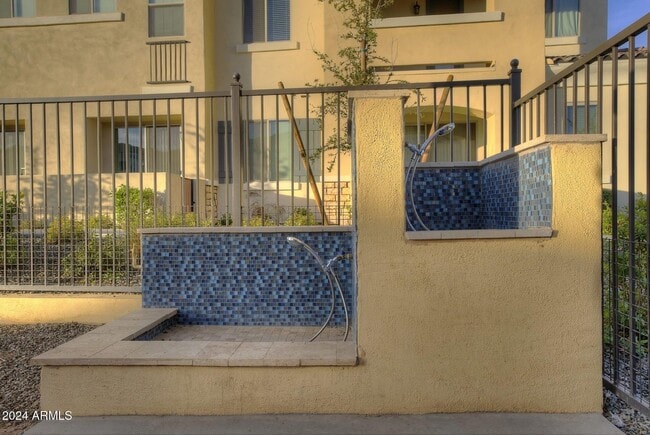 Building Photo - 1452 S Ellsworth Rd