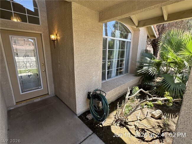 Building Photo - 194 Kachina Dr