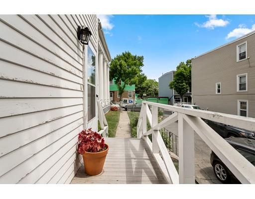 Building Photo - 18 Albion Pl