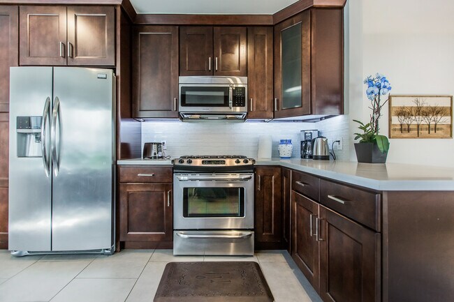 Building Photo - 8261 W 4th St