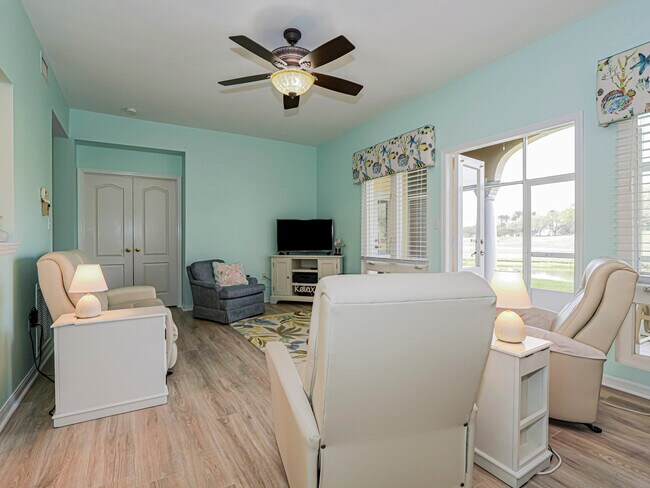 Building Photo - 5075 Harmony Cir