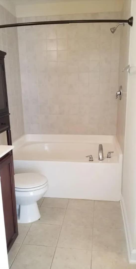 Building Photo - Modern 3-Bedroom Townhome in Townes at Umstead – Available Now