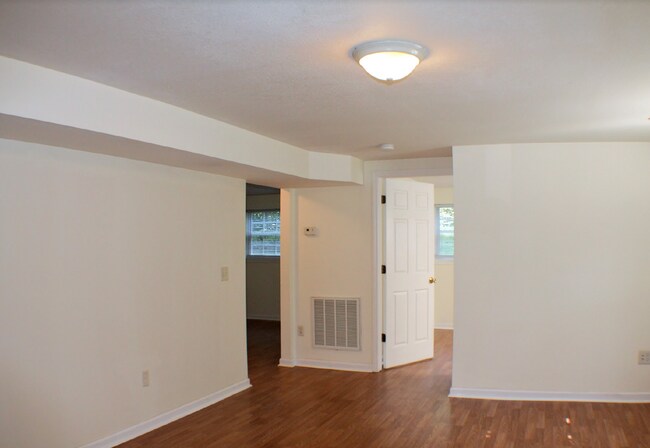 Building Photo - 1416 Highland Ave