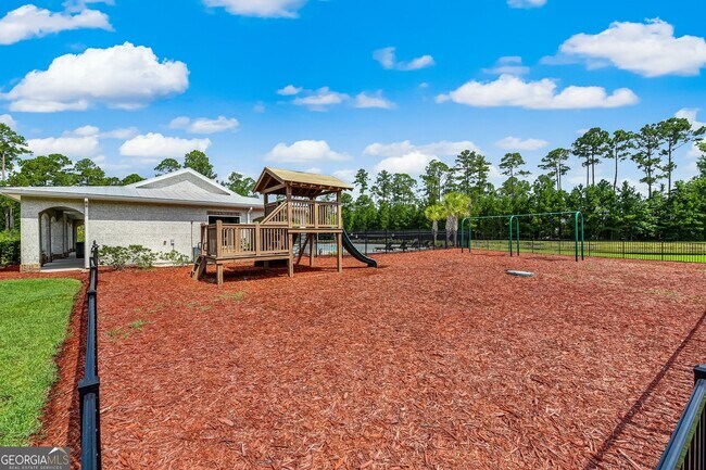 Building Photo - 204 Riley Hunter Dr