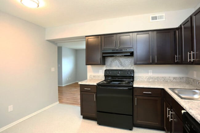 Building Photo - 4211 Newsome Dr
