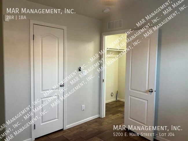 Building Photo - 5200 E Main St