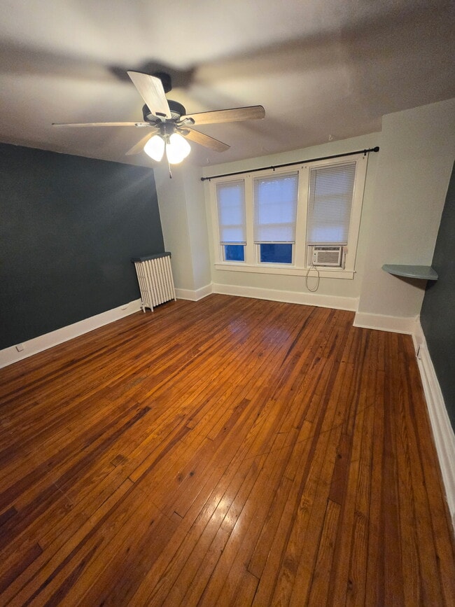 Building Photo - 911 N 20th St