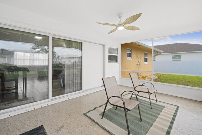 Building Photo - 1672 SW Angelico Ln