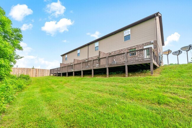 Building Photo - 1772 Spring Water Drive