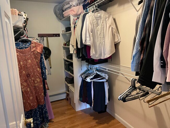 Building Photo - 125 Ridgeview Dr