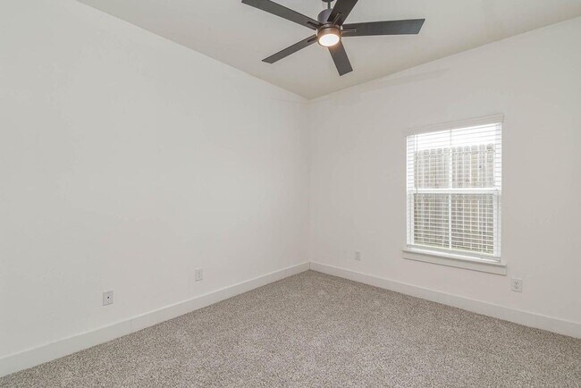 Building Photo - 16571 Oasis Glade Dr