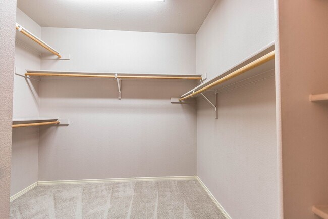 Building Photo - Lovely 3 bedroom 2 bath located in East El Paso!!